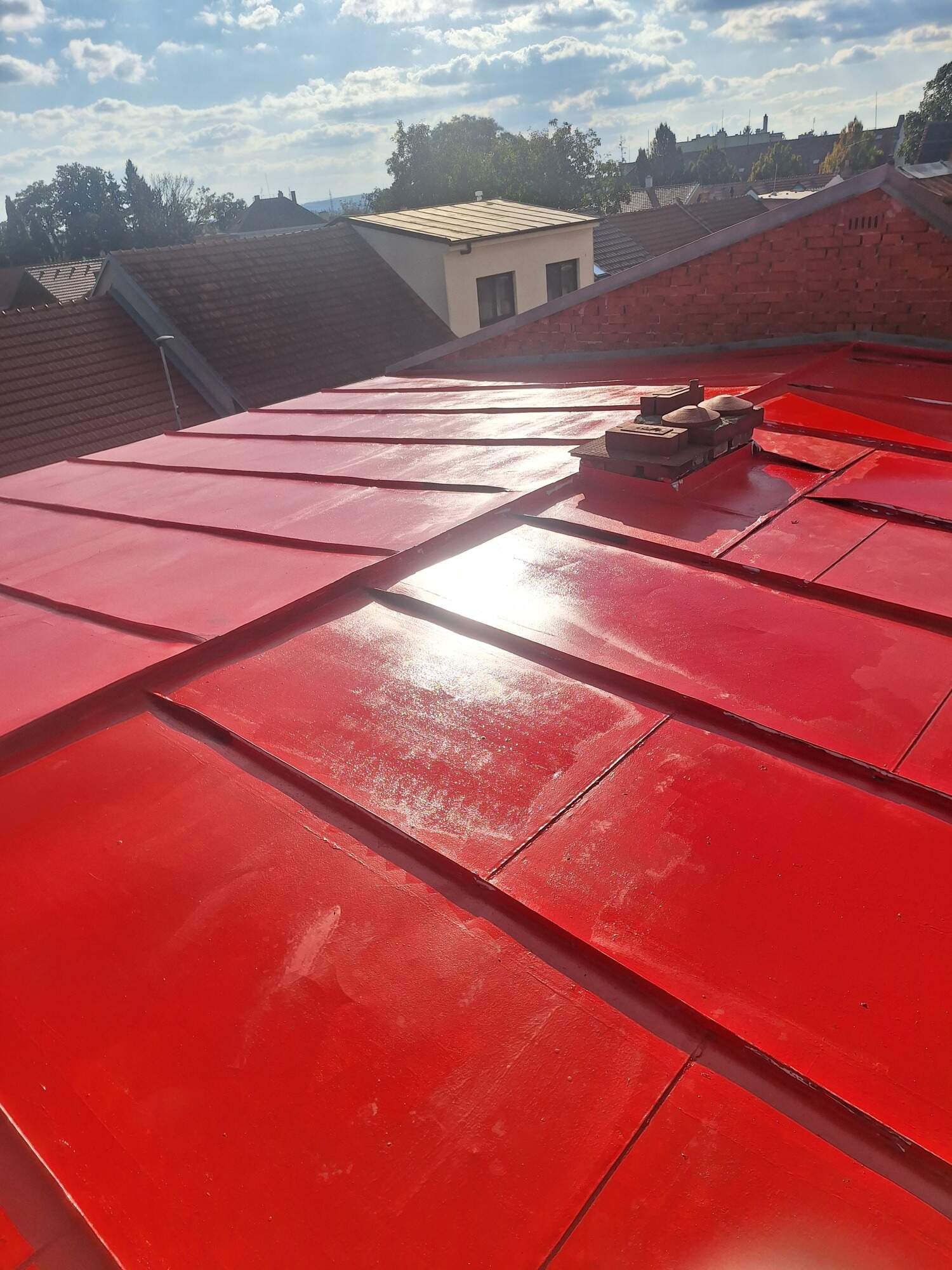 Renovace plechové střechy rodinného domu